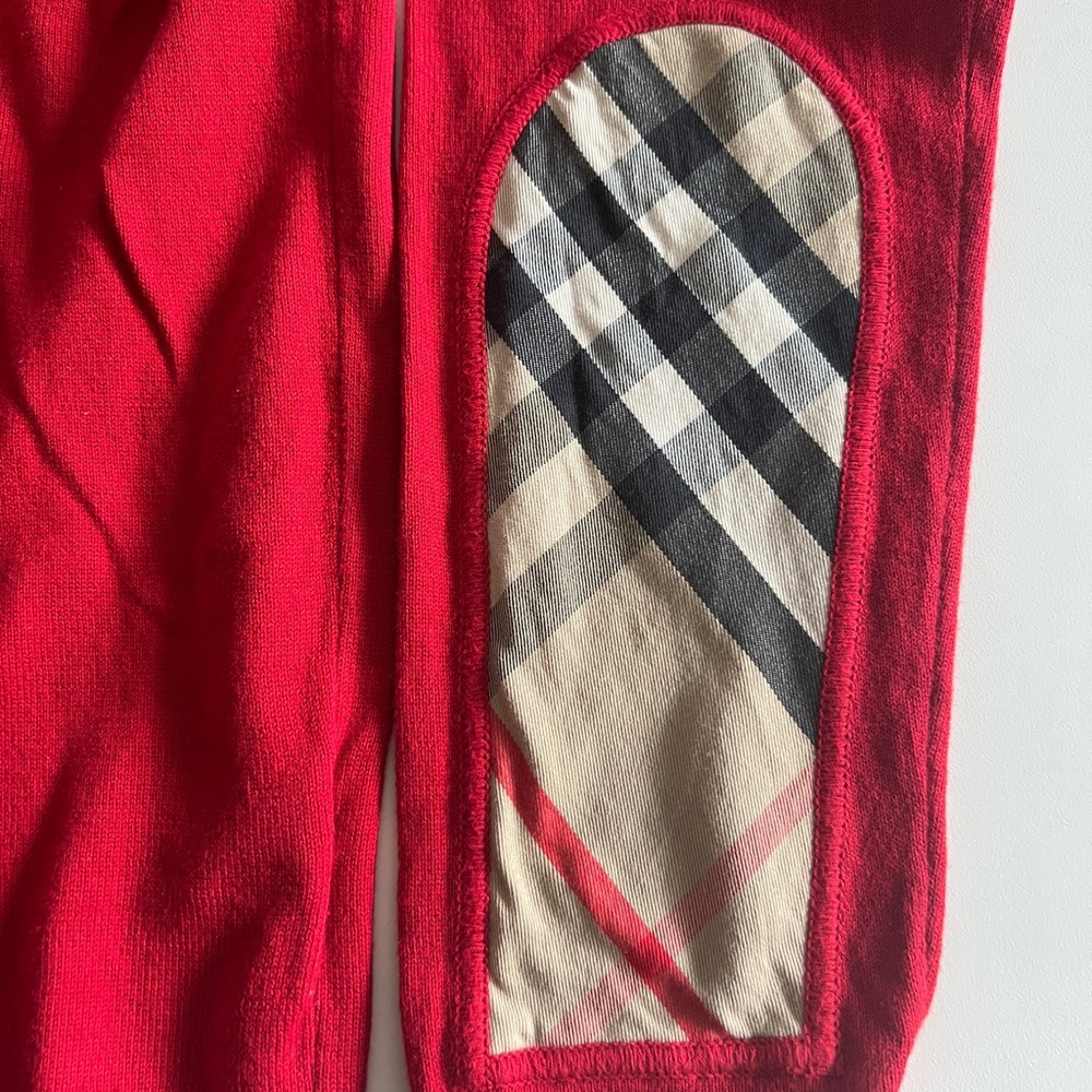 Burberry Red lightweight sweater with forearm Burberry plaid Patches - Picture 4 of 5
